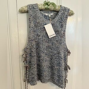 Splendid Collection Sleeveless Sweater - Medium